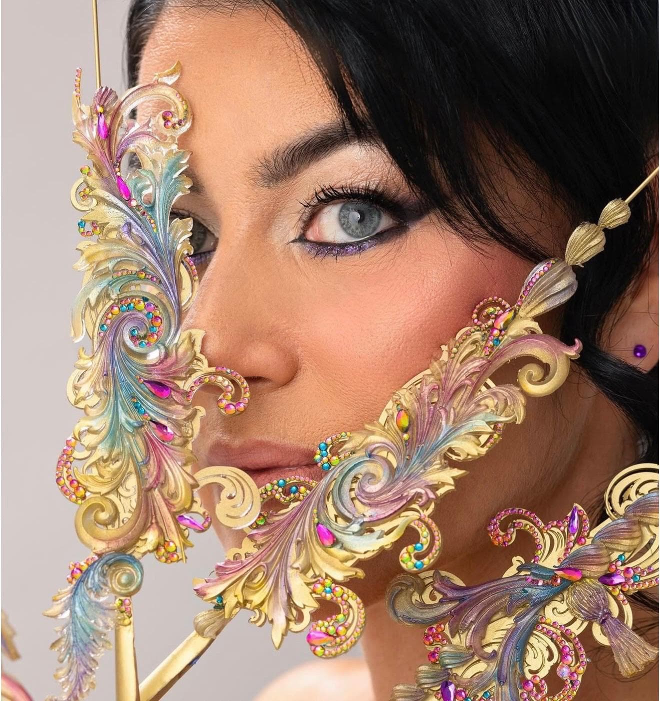 Mirela Herghelegiu, nail artist & trainer